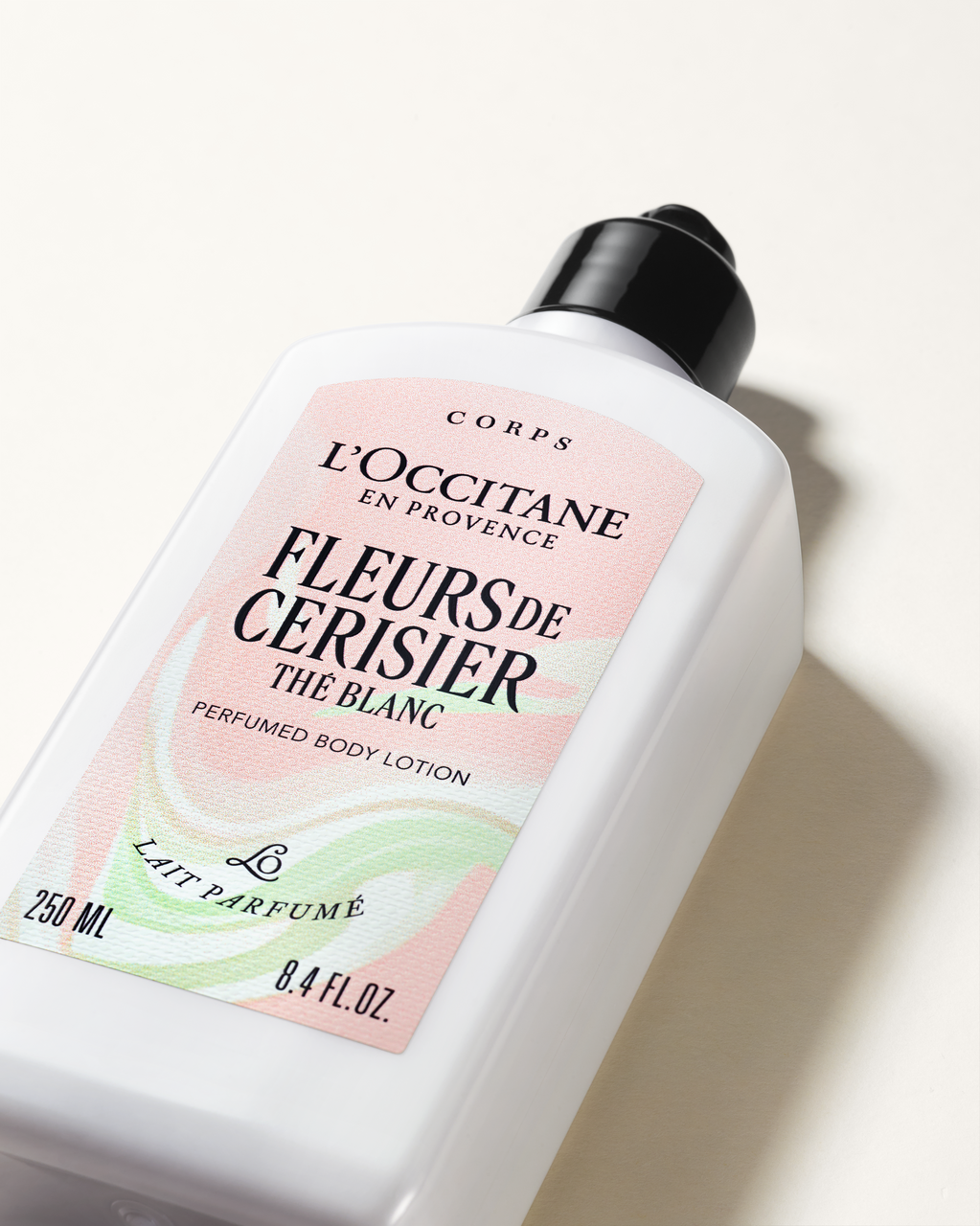 Fleurs de Cerisier Thé Blanc perfumed body lotion